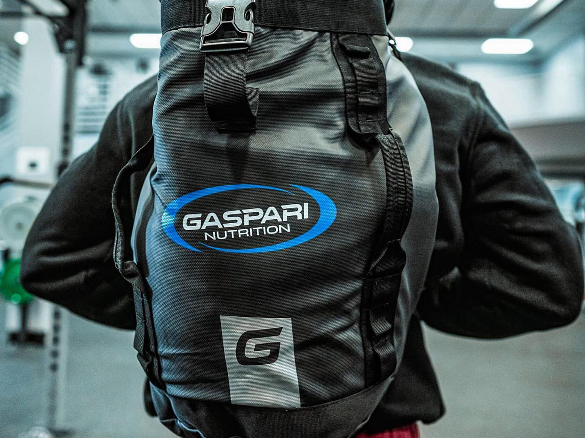 Gaspari Nutrition - stylový batoh na trénink, pořádný materiál