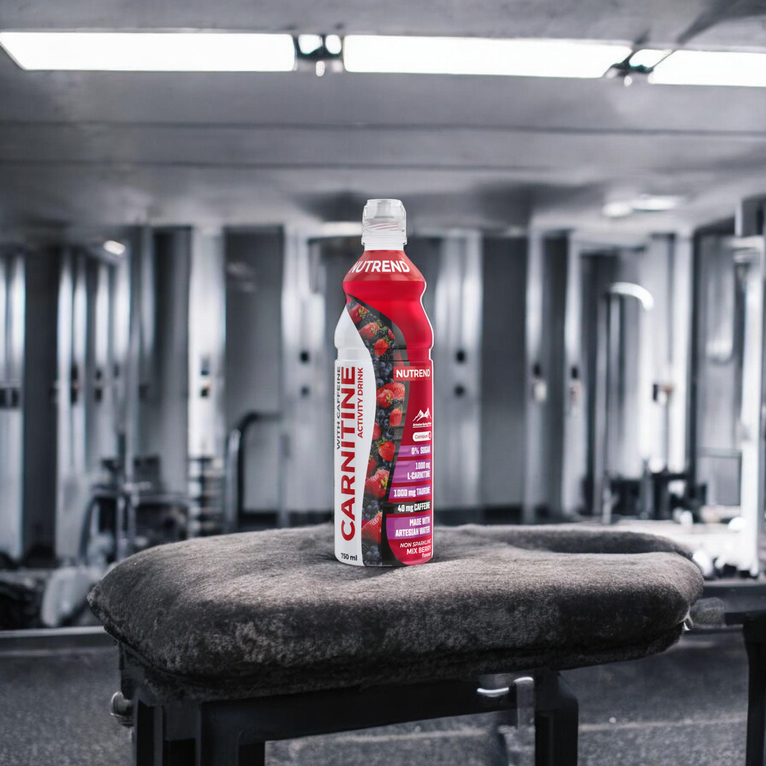 NUTREND Nápoj s karnitinem a kofeinem - 8x 750ml