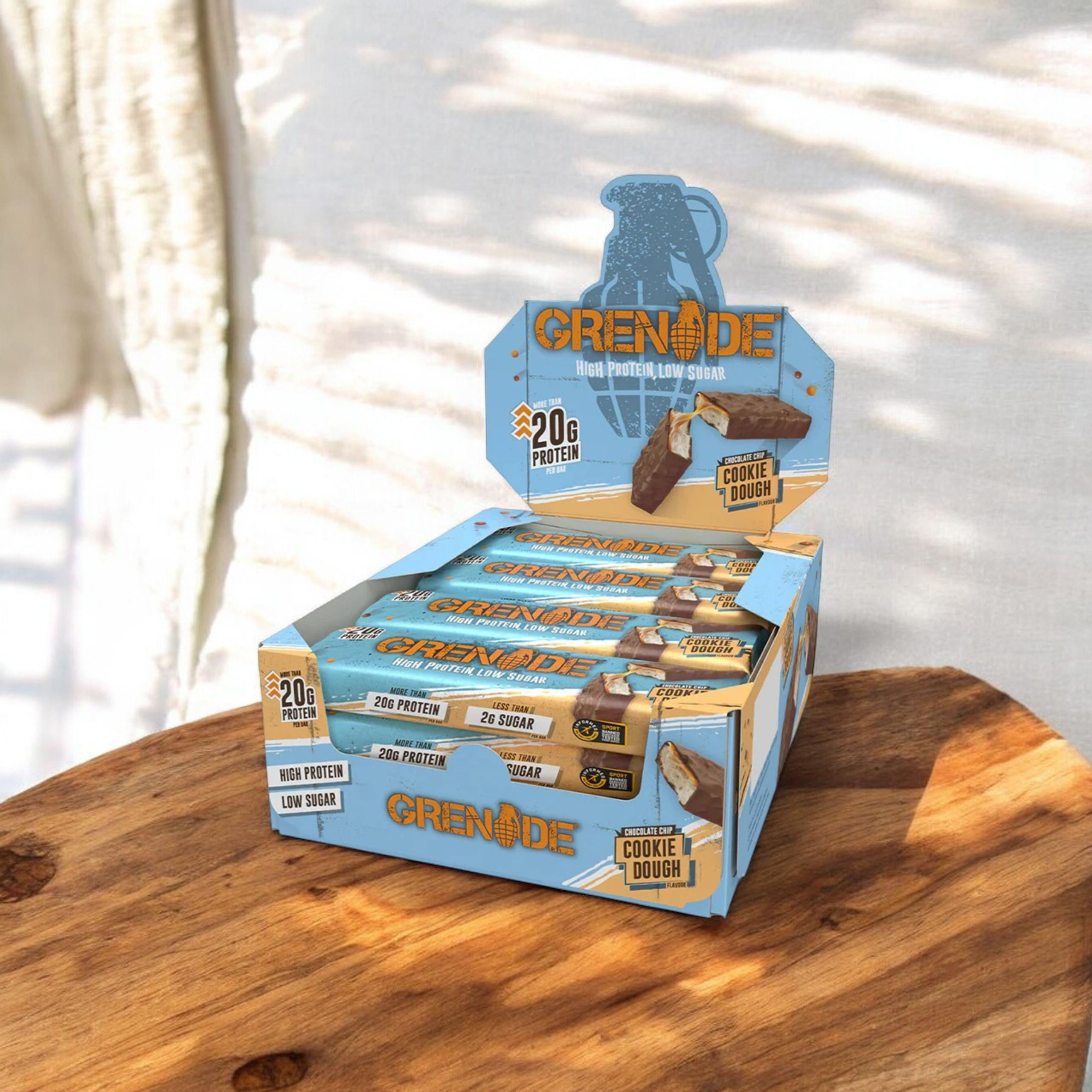 GRENADE - Proteinová tyčinka - 60g x12 - Chocolate Chip Cookie Dough