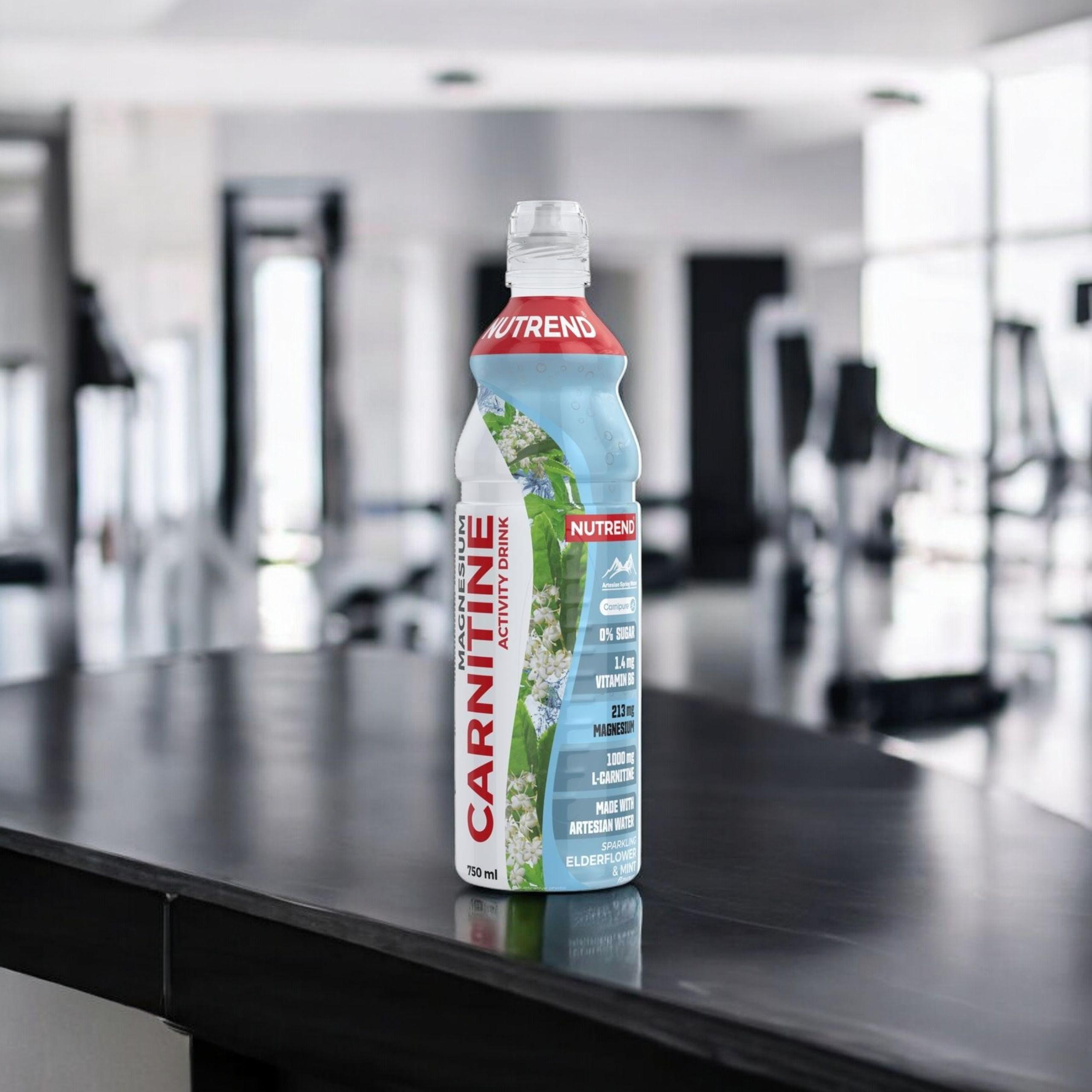 NUTREND - Karnitinový nápoj - 750ml - Bezový květ-Máta