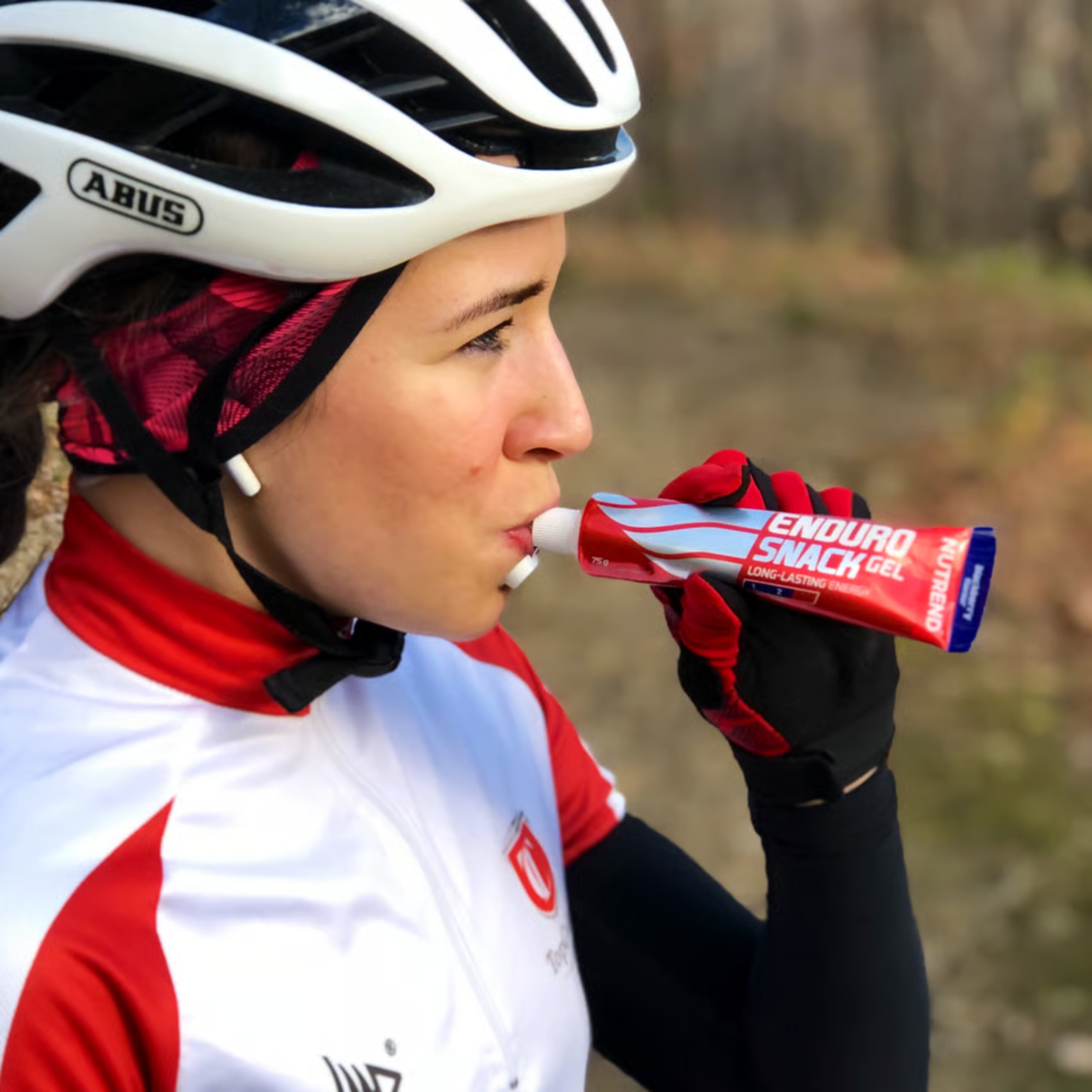 NUTREND - Endurosnack - 10x 75g (tuba)