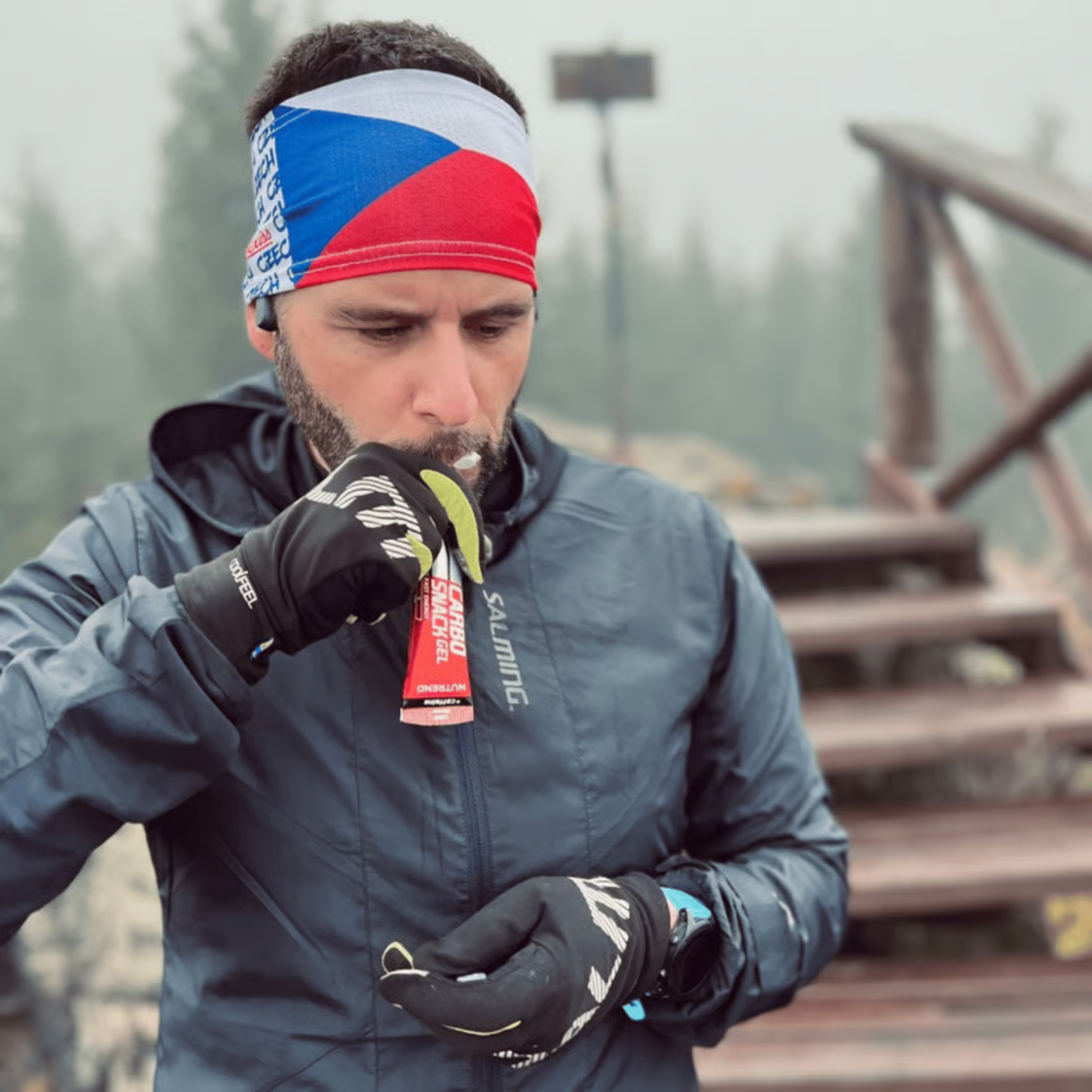 NUTREND - Carbosnack s Kofeinem - 12x 50g