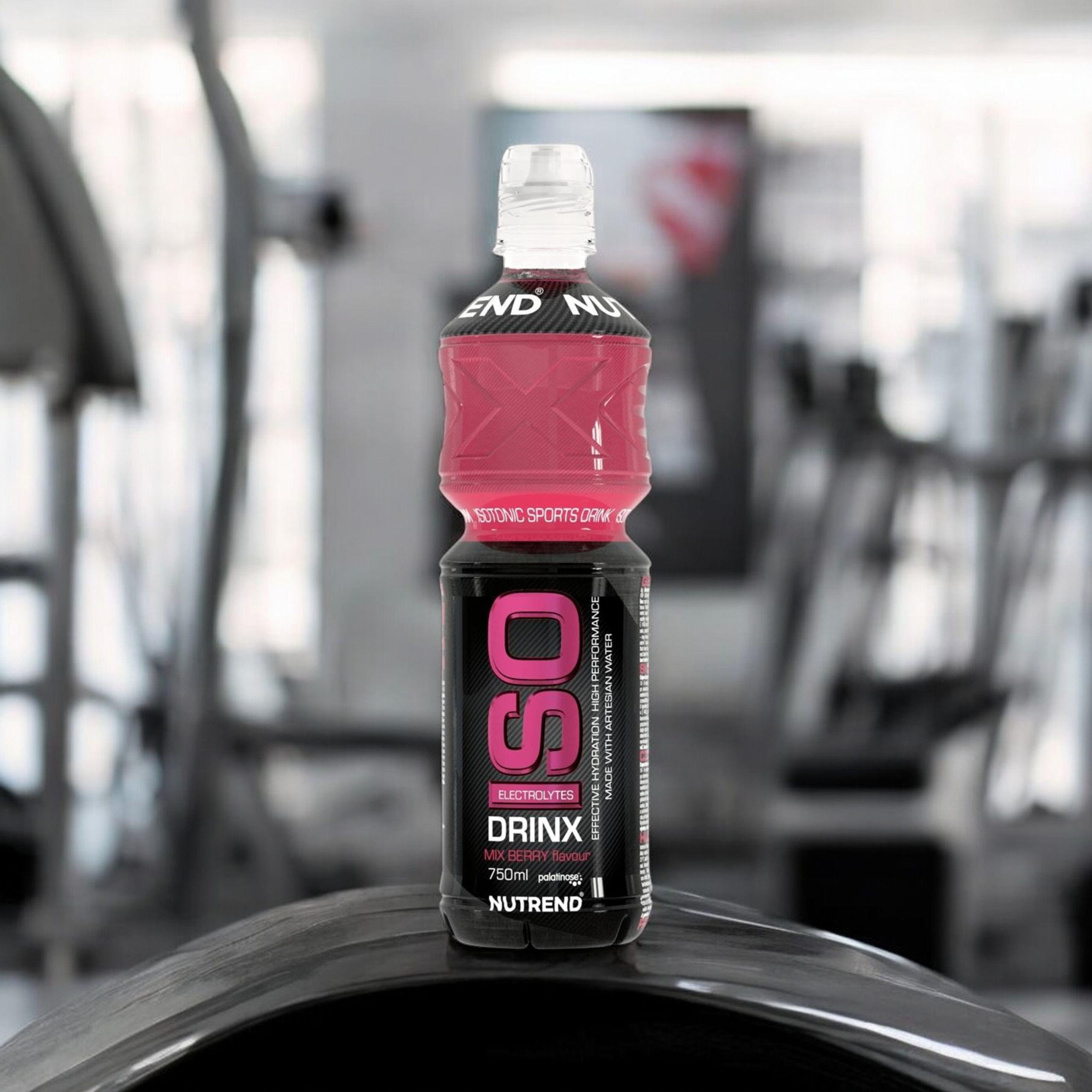 NUTREND - Isodrinx - 750ml - Směs Bobulí